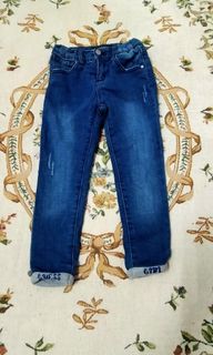 (Category: ) located in . Submitted by raisya_wardrobe (Listing ID 1030321341, Image 1). Description: .