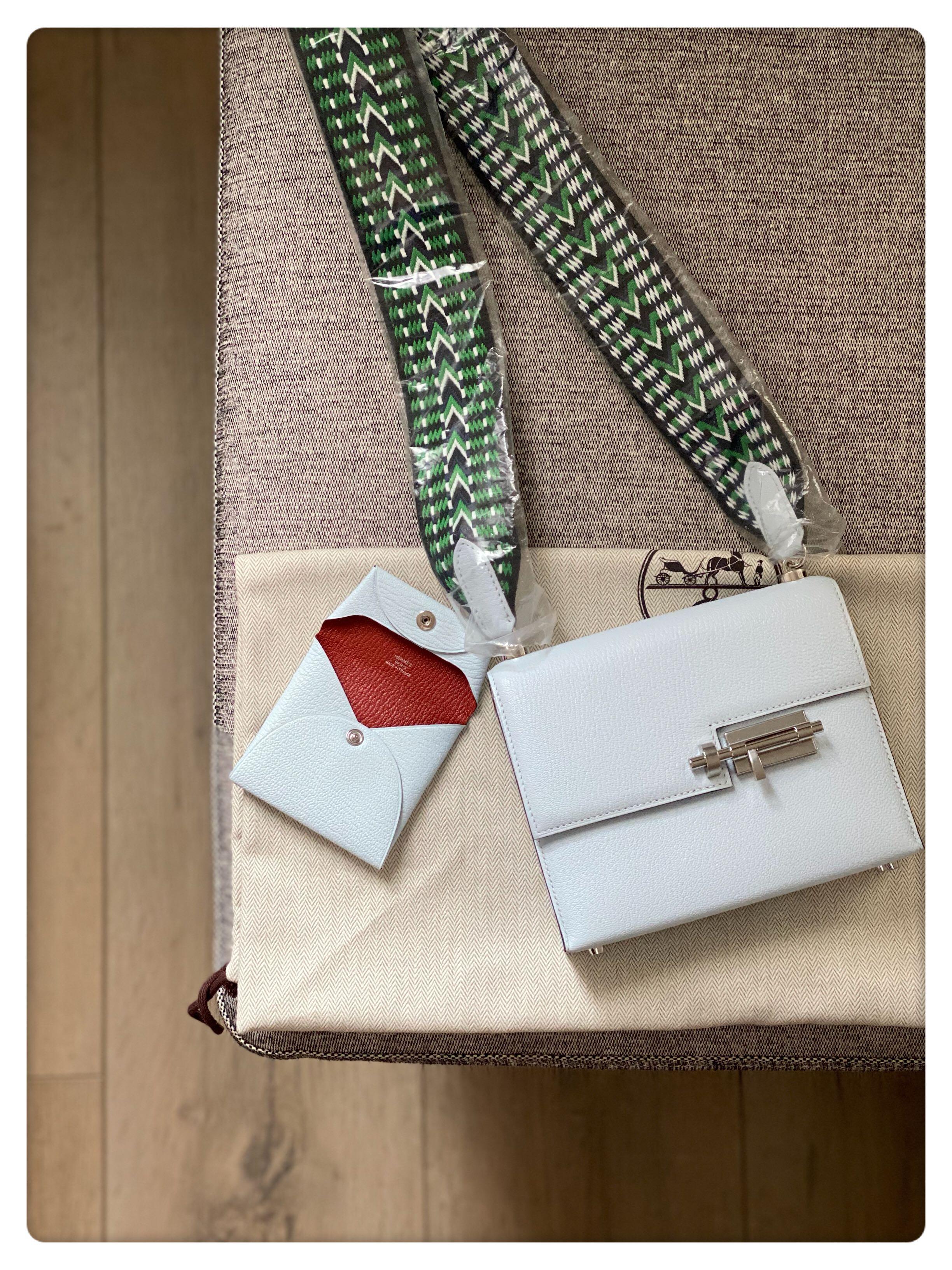 Hermes mini verrou deals
