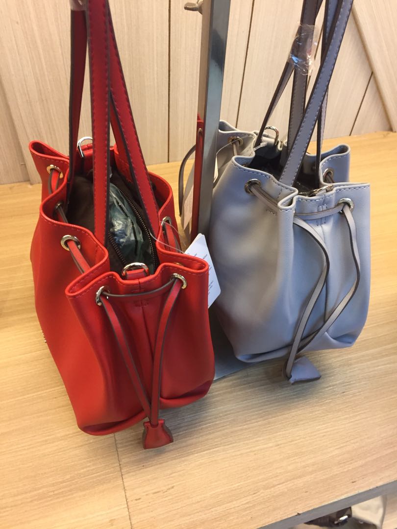 Hush puppies bucket bag