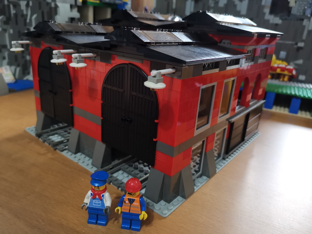 Lego 10027 9V Train Engine Shed, Hobbies & Toys, Toys & Games on Carousell