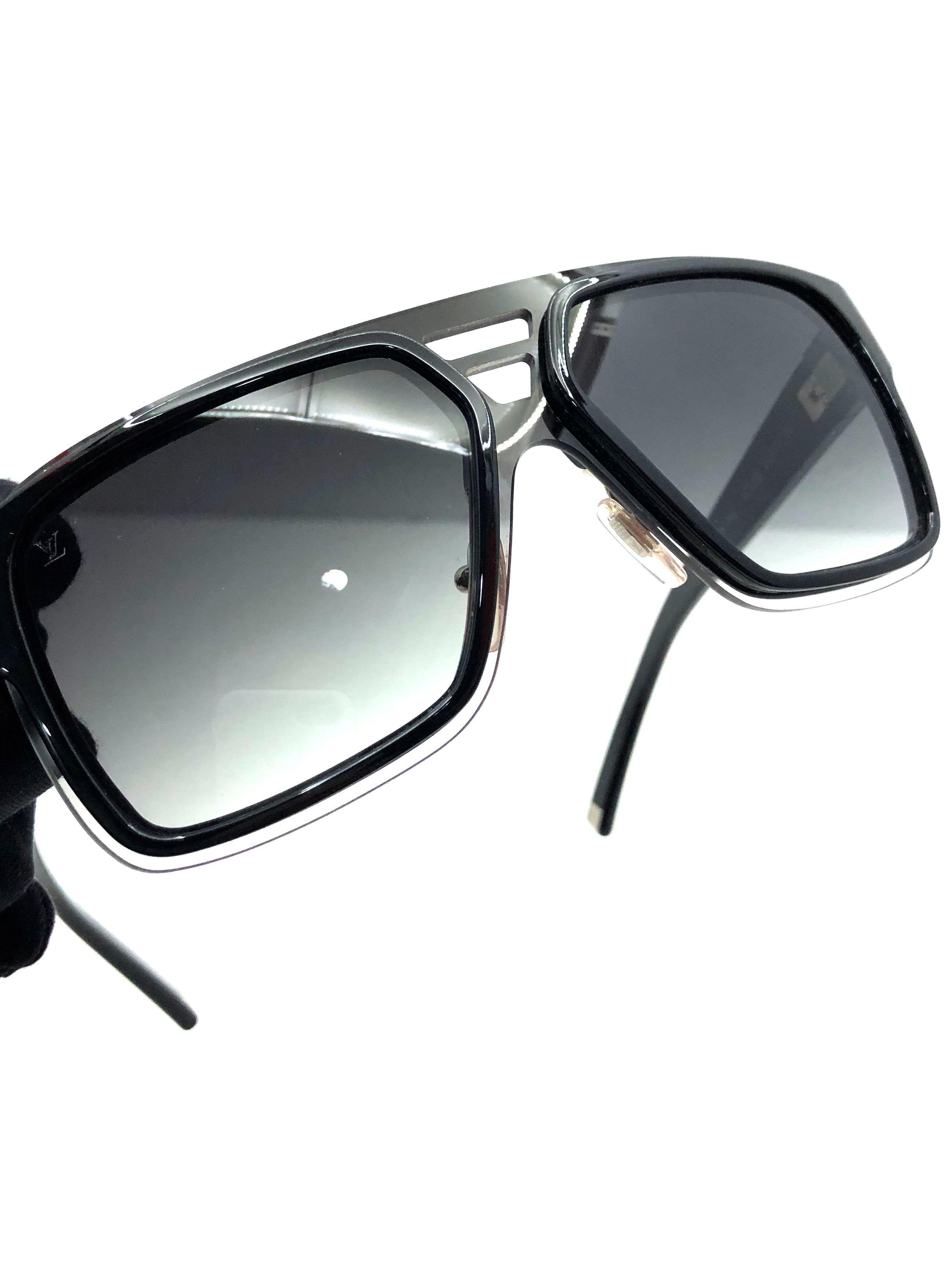 Louis Vuitton Z0361U Enigum GM Gradation Lens Sunglasses Black Men Japan  Used