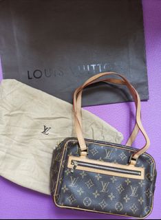 （分類：）位於 。 由 haley.xoxo 提交（商品編號 1030163444，圖片 1）。簡介： 。