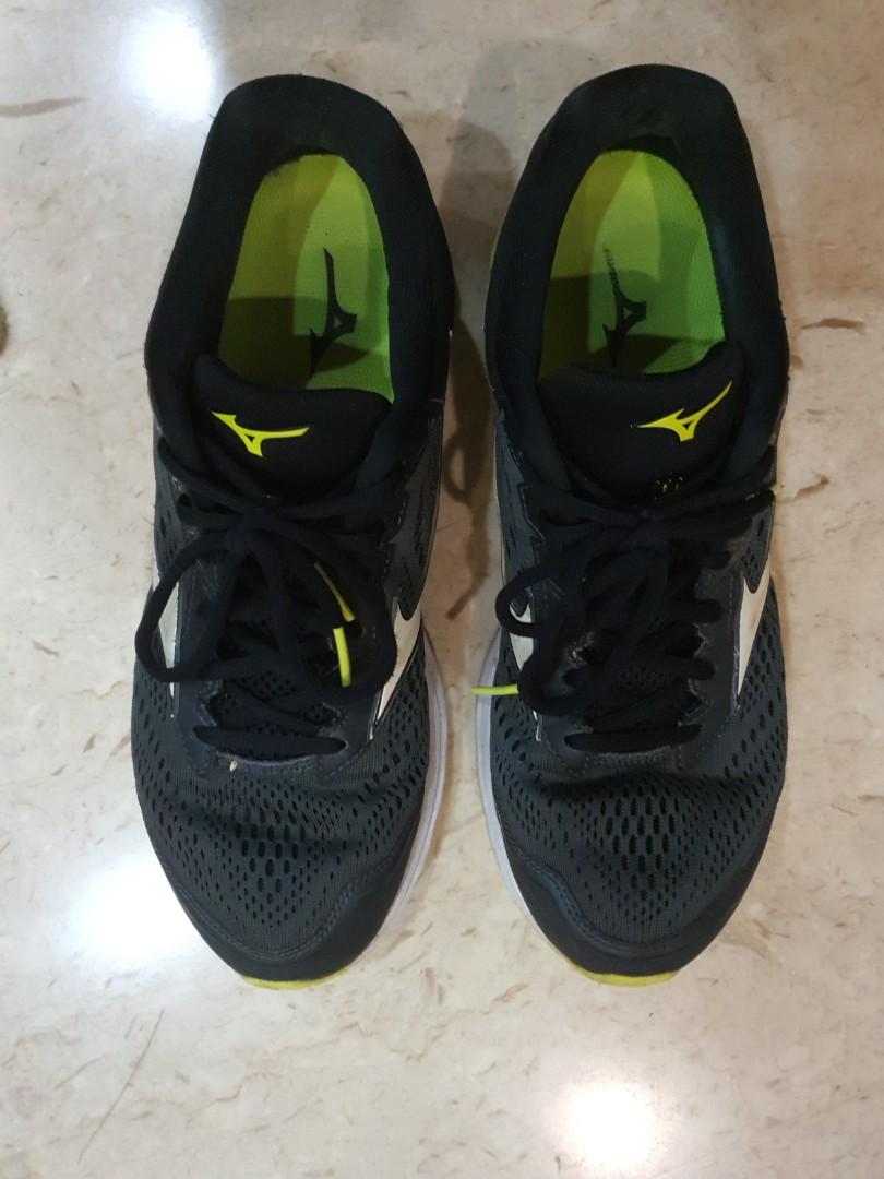 mizuno wave 44