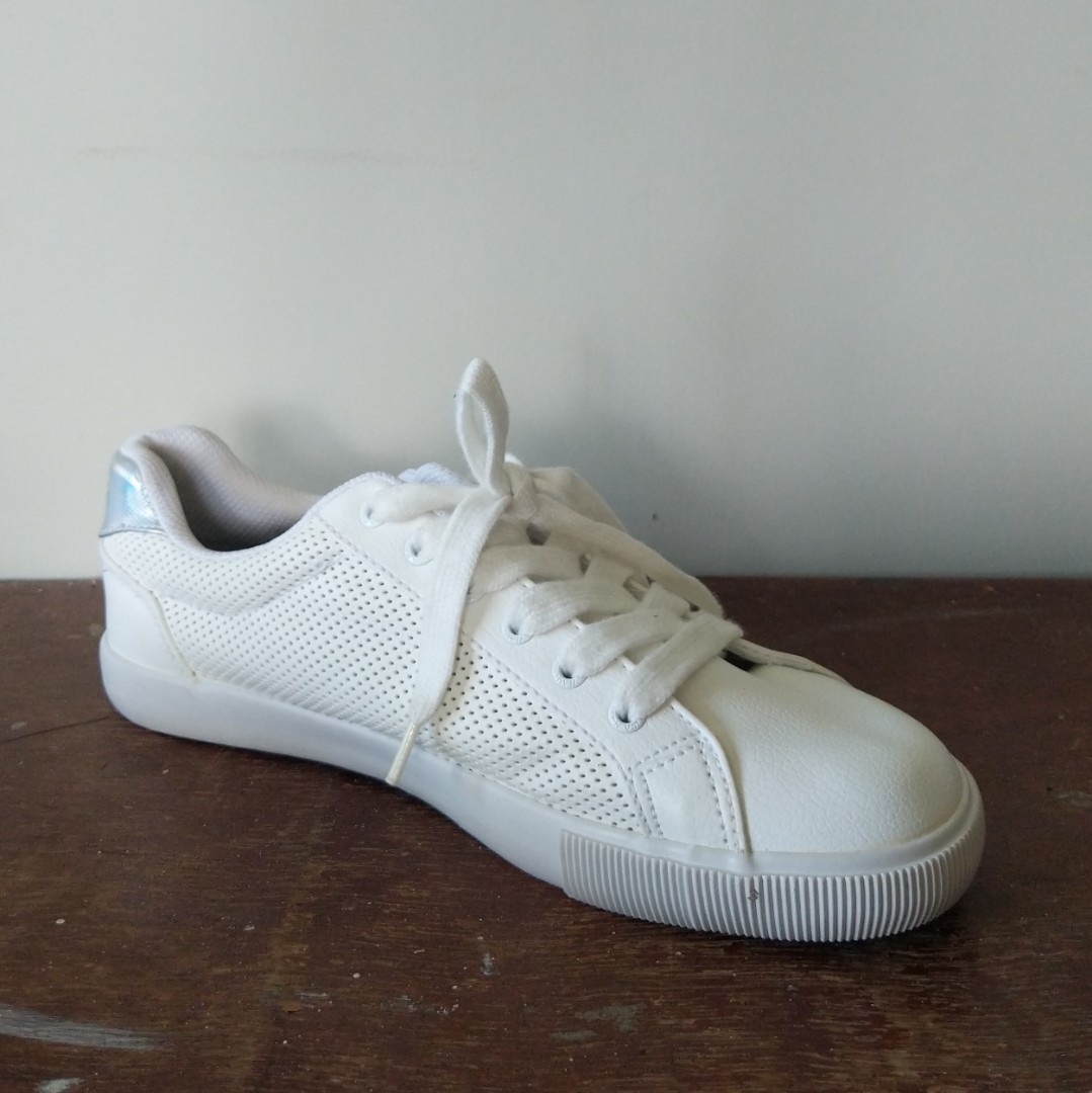 Nautica Holographic White Sneakers 9 