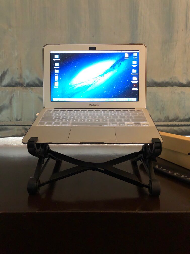 Nexstand laptop stand