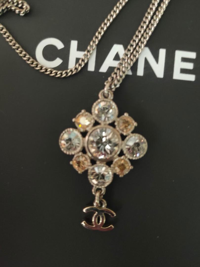 Preloved Chanel Necklace