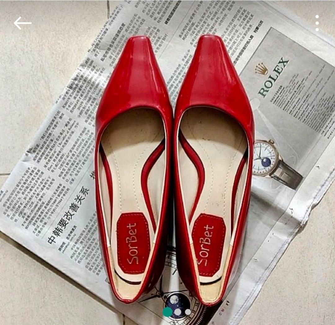 red kitten shoes