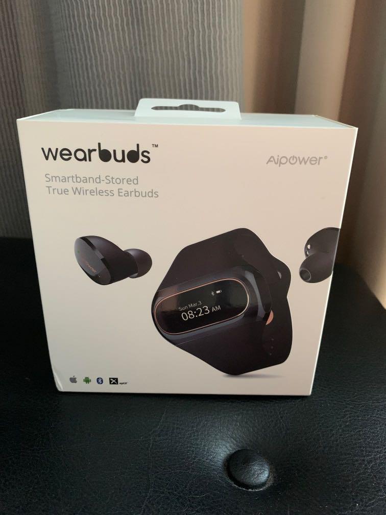 Smartband shop with earbuds
