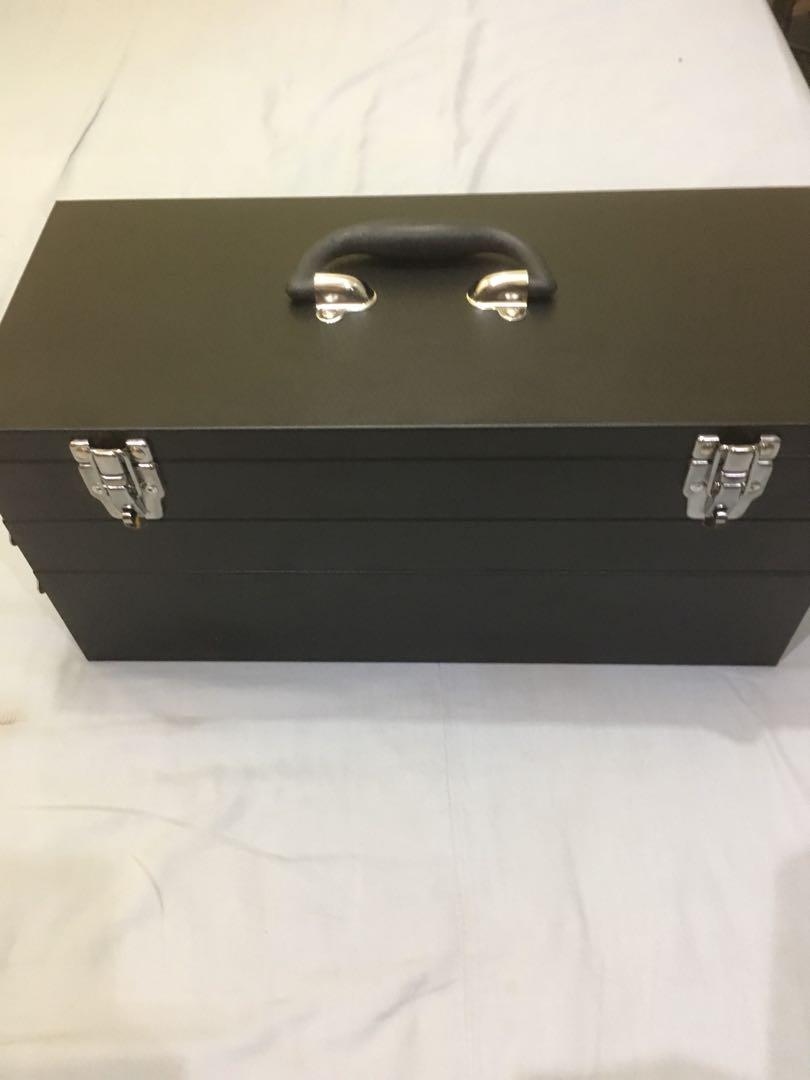 Tool Box Organizer (Tools not included) (Category: Storage Boxes & Baskets) located in Rizal. Submitted by idealgadgets (Listing ID 1030259441, Image 3). Description: I’m selling this item for Php 2,500 Organizer for Tools I do accept meet up and shipping.