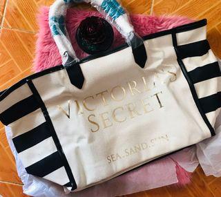 Victoria’s Secret Tote Beach Bag With Tag and Paper Bag