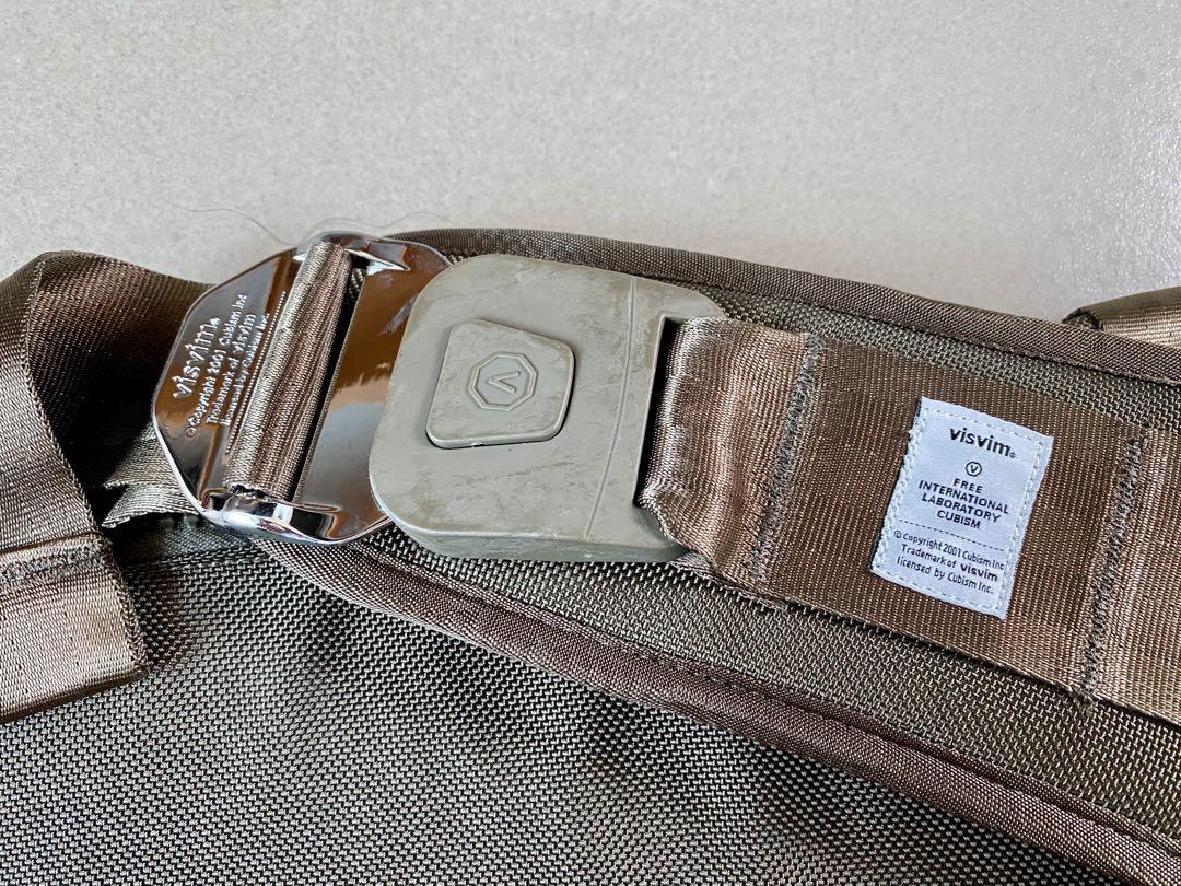 Visvim Ballistic E-Cat Patchwork 28L （分類：腰袋、手提袋、小袋）位於 Hong Kong。 由 rommey 提交（商品編號 1030171559，圖片 5）。簡介： Used Condition as per pictures Olive - Length 60 cm - Height 41 cm - Width 10 cm Bag Only Multi Group Trade within 3 days after confirmation Please PM if interested Price in HK$ NO BARGAINING ON PRICE。