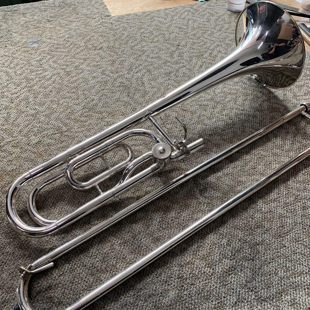Yamaha YSL-648S Professional Bb/F Tenor Trombone, Hobbies & Toys