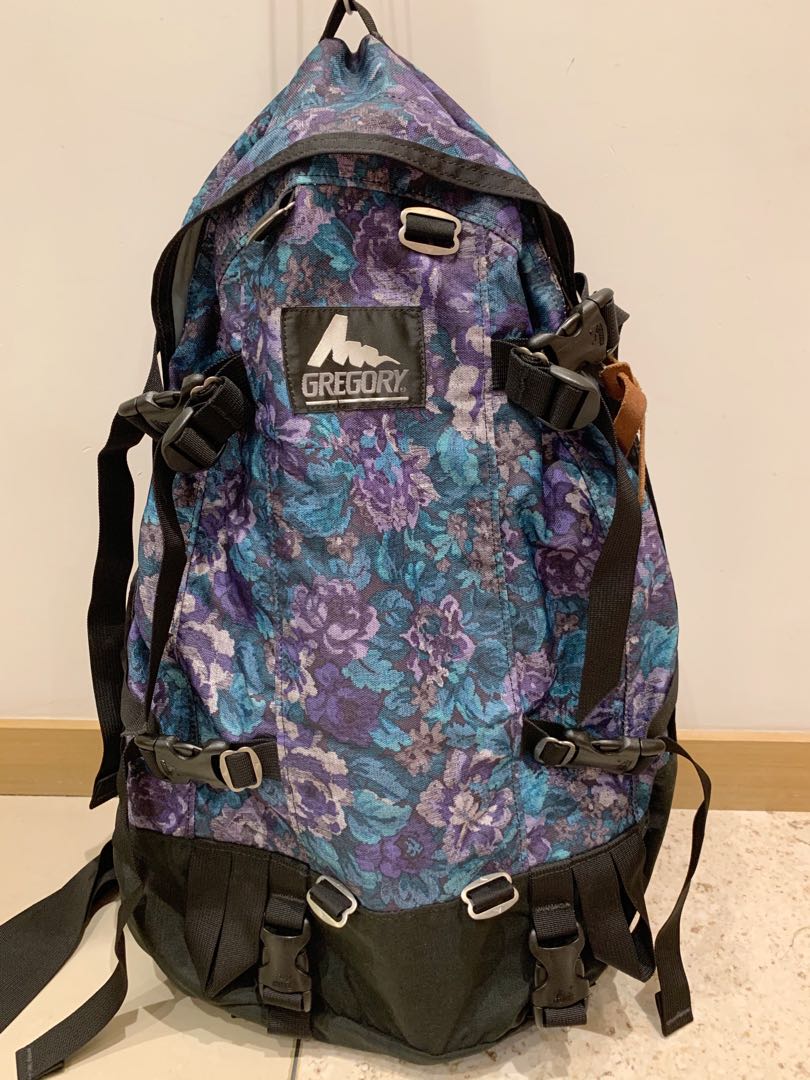Gregory Day & Half Backpack 藍紫花紋絕版舊logo , 女裝, 手袋及銀包