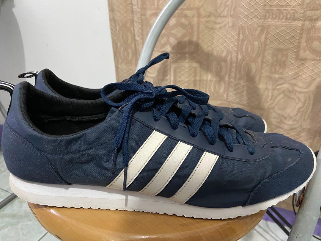 Adidas VS Jog running ( Navy blue ) (Category: Sneakers) located in Mandaluyong City. Submitted by letsdeclutter.ph (Listing ID 1030471458, Image 1). Description: Original Adidas VS Jog running shoes ( Navy Blue) Not Class A / Not OEM ORIGINAL ADIDAS Bought sometime last year in SM Calamba No scratches or dent No shoe box ( Naitapon na ) RFS: Decluttering Mode of Payment BPI ( Bank Transfer ) Gcash .