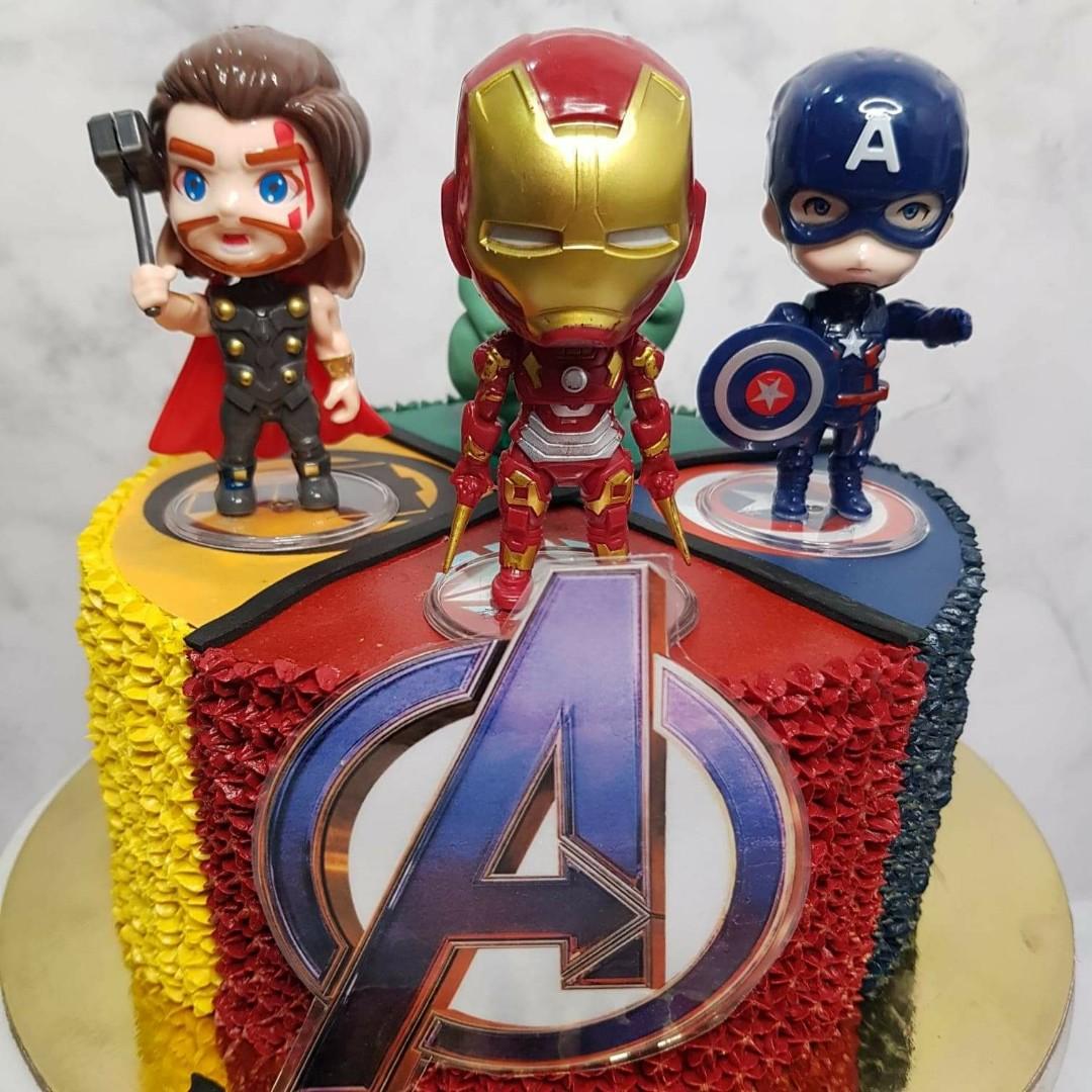 The Sensational Cakes: Avengers Hulk, Hawk eye, Thor Capt America,  Spiderman weapons 3d figurine theme cake Singapore #Avengerscake