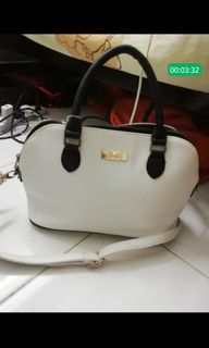(Category: ) located in . Submitted by yching12 (Listing ID 1030377964, Image 1). Description: .