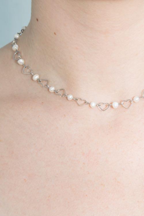 Brandy melville pearl best sale necklace