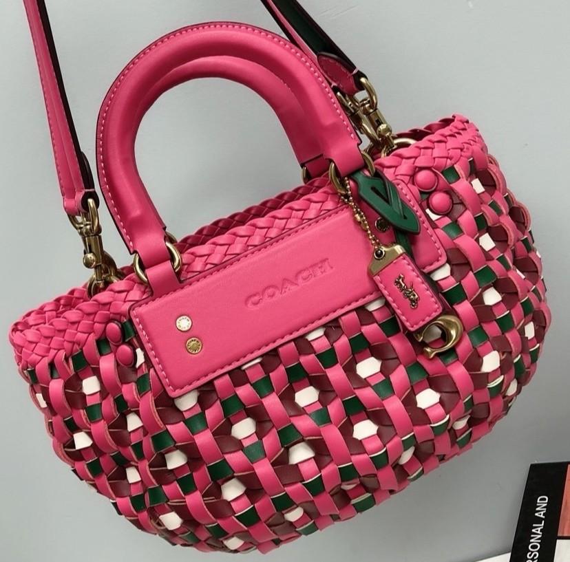 coach woven tote 16