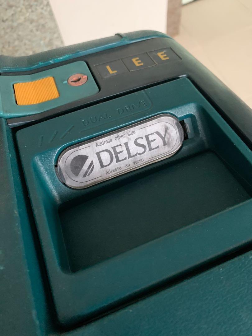 DELSEY Oyster Clamshell Large Suitcase 4 Wheel 28” Luggage with LifeTime Guarantee!, Hobbies