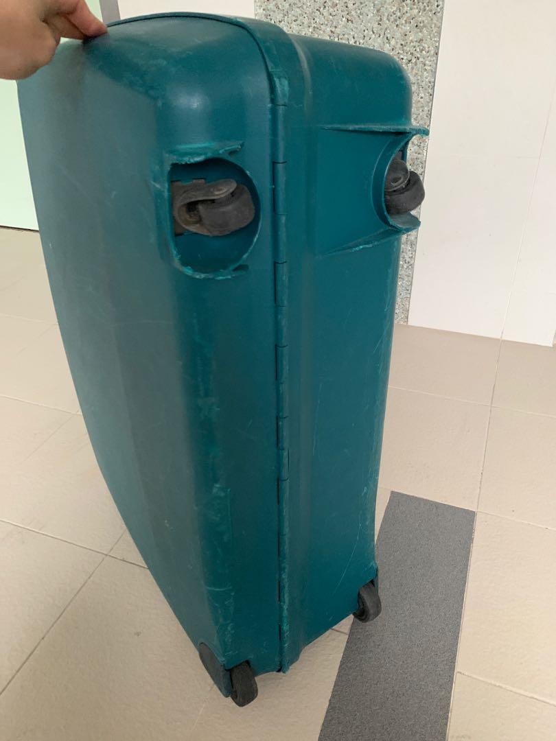 DELSEY Oyster Clamshell Large Suitcase 4 Wheel 28” Luggage with