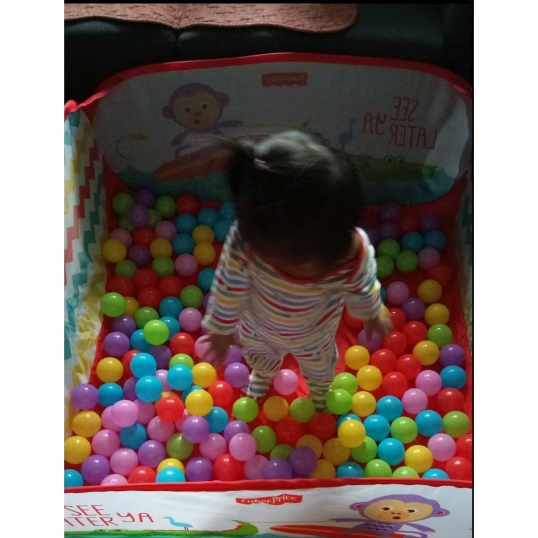 Fisher price portable play yard hotsell