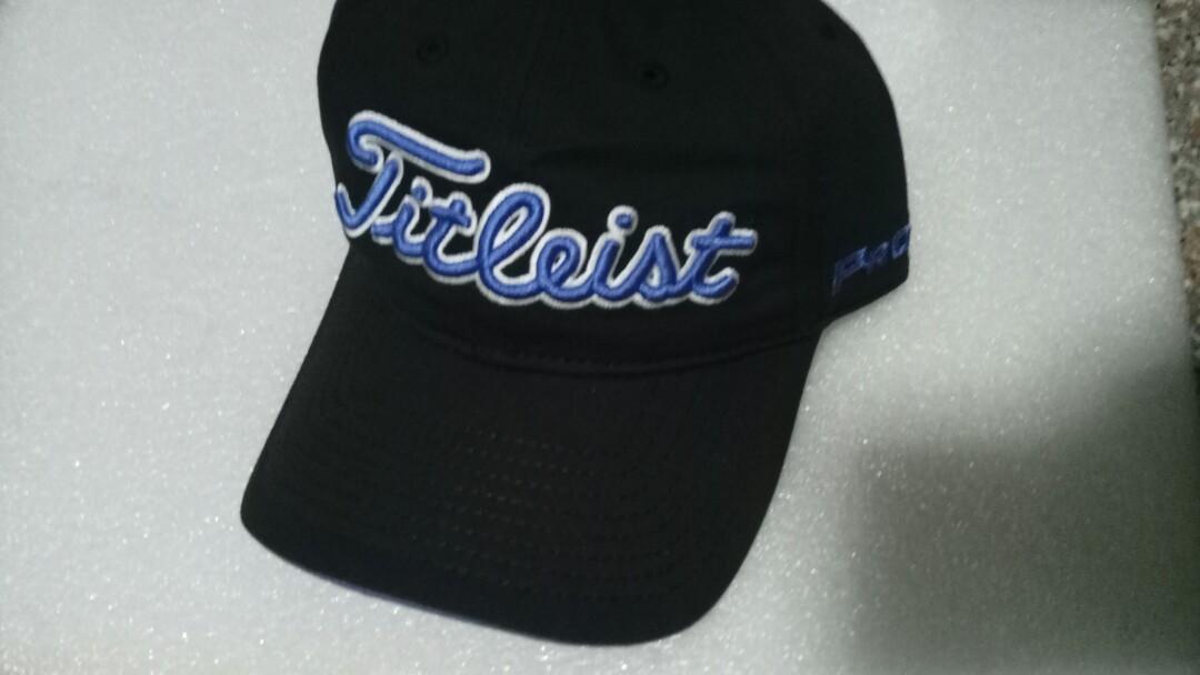 FJ Titleist Pro V1 Golf Cap. Dark Blue 