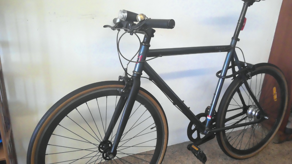 Lekker Amsterdam Road Bike (large size, superb condition), Sports