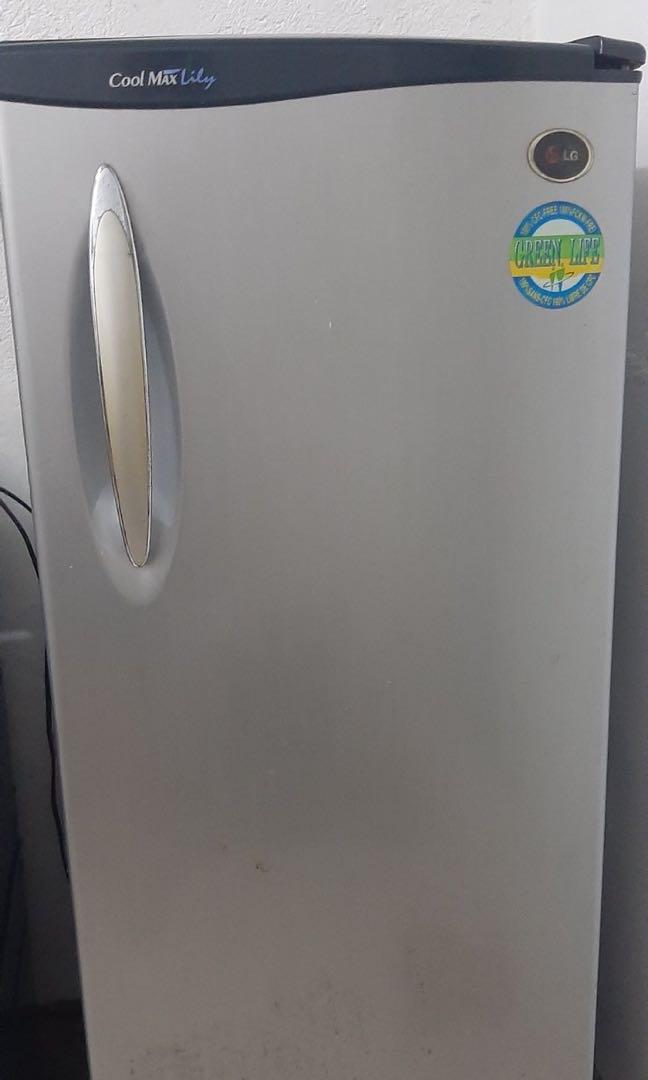 Lg Cool Max Lily 4ft Tv Home Appliances Kitchen Appliances Refrigerators And Freezers On Carousell