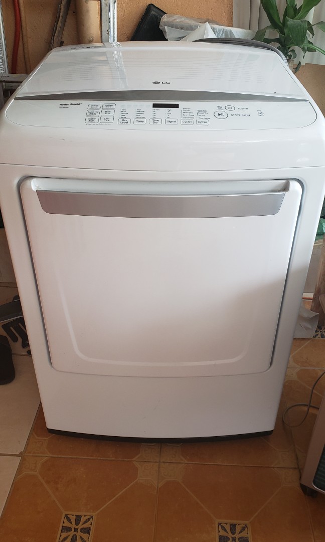 LG Electric Laundry Dryer DLE1501W, TV & Home Appliances, Washing