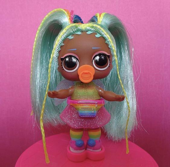 Lol surprise hair goals wave 2 rainbow raver top