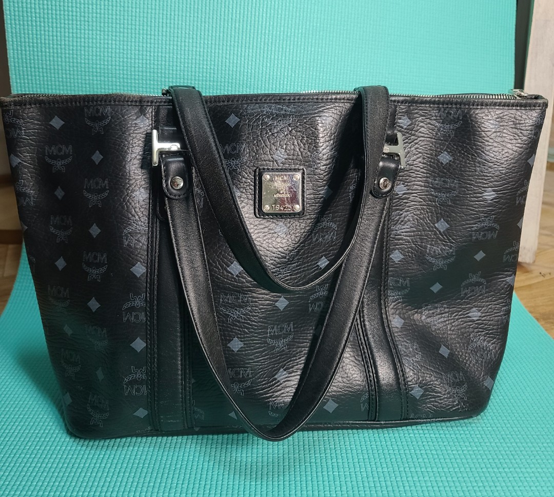 Mcm black tote clearance