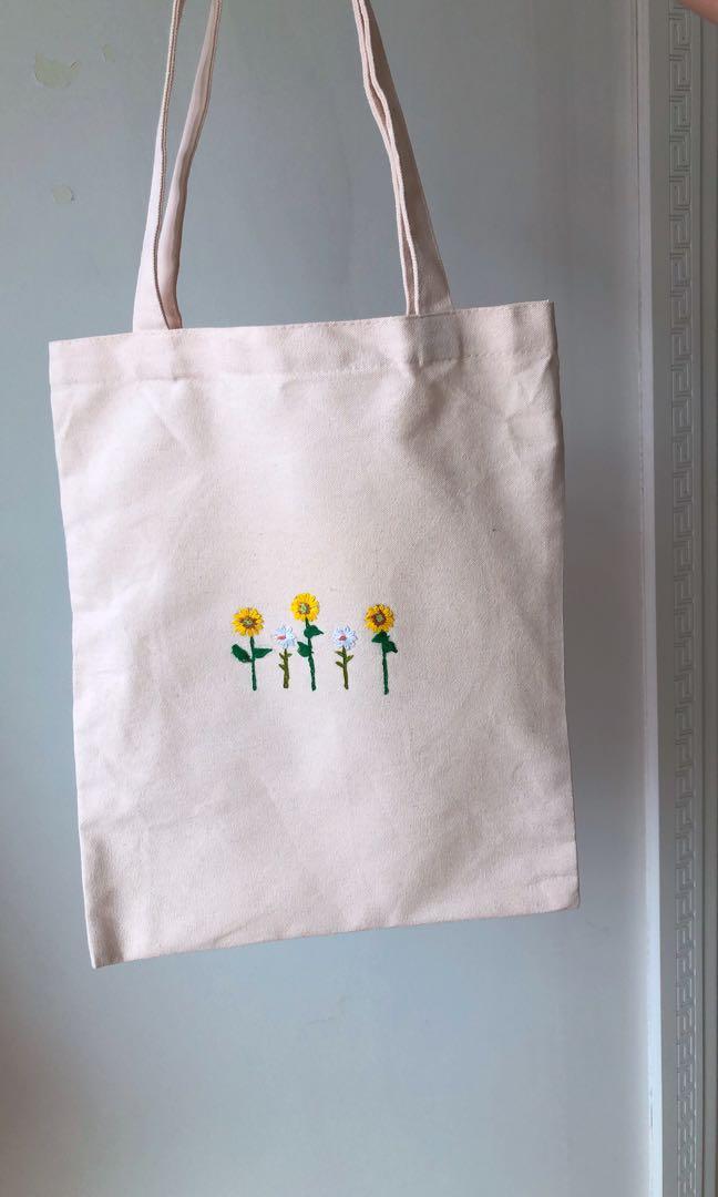 Minimalist flower embroidery tote bag, Women's Fashion, Bags & Wallets