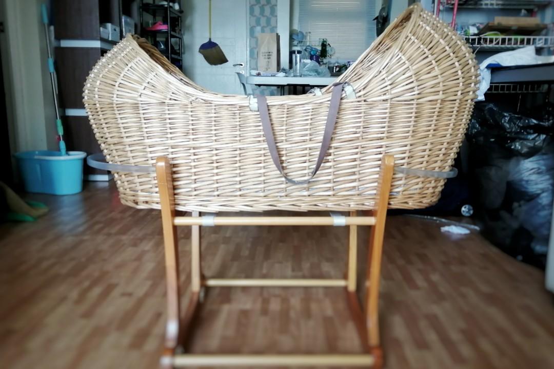 snug moses basket