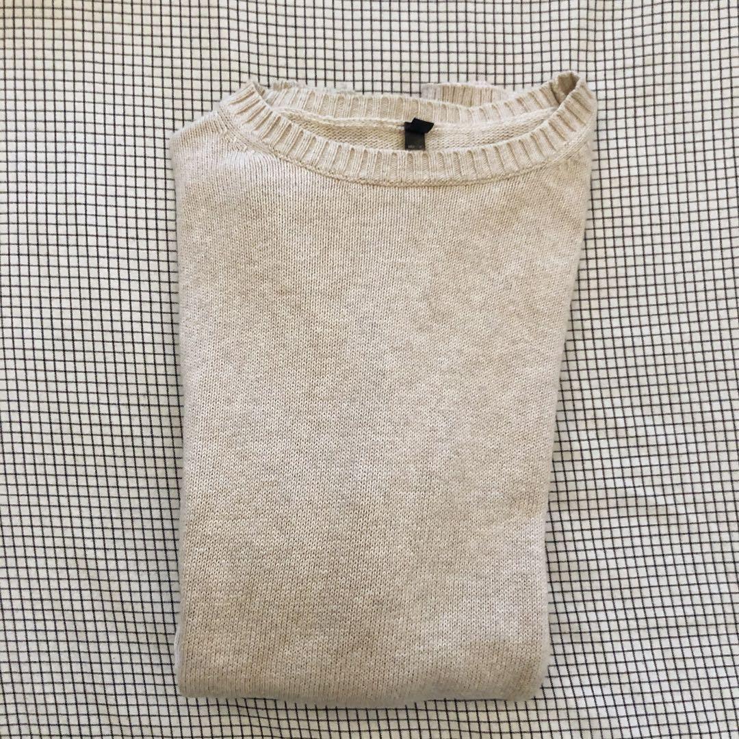Muji Knit Sweater (Category: Hoodies) located in Paranaque City. Submitted by rainbrain (Listing ID 1030522536, Image 3). Description: ⚠️PLEASE READ EVERYTHING⚠️ Used only twice. Fits like S-XS. 🏷 Prices not inclusive of shipping, delivery fee depends on your selected mode of shipping 🙅🏻‍♂️ No meet-ups. Stay safe! 📦 Delivery via GrabExpress, Lalamove or Mr Speedy shouldered by the buyer 💵 Payment via BPO/BPI Deposit or GCash 🙋🏻‍♂️ Feel fre