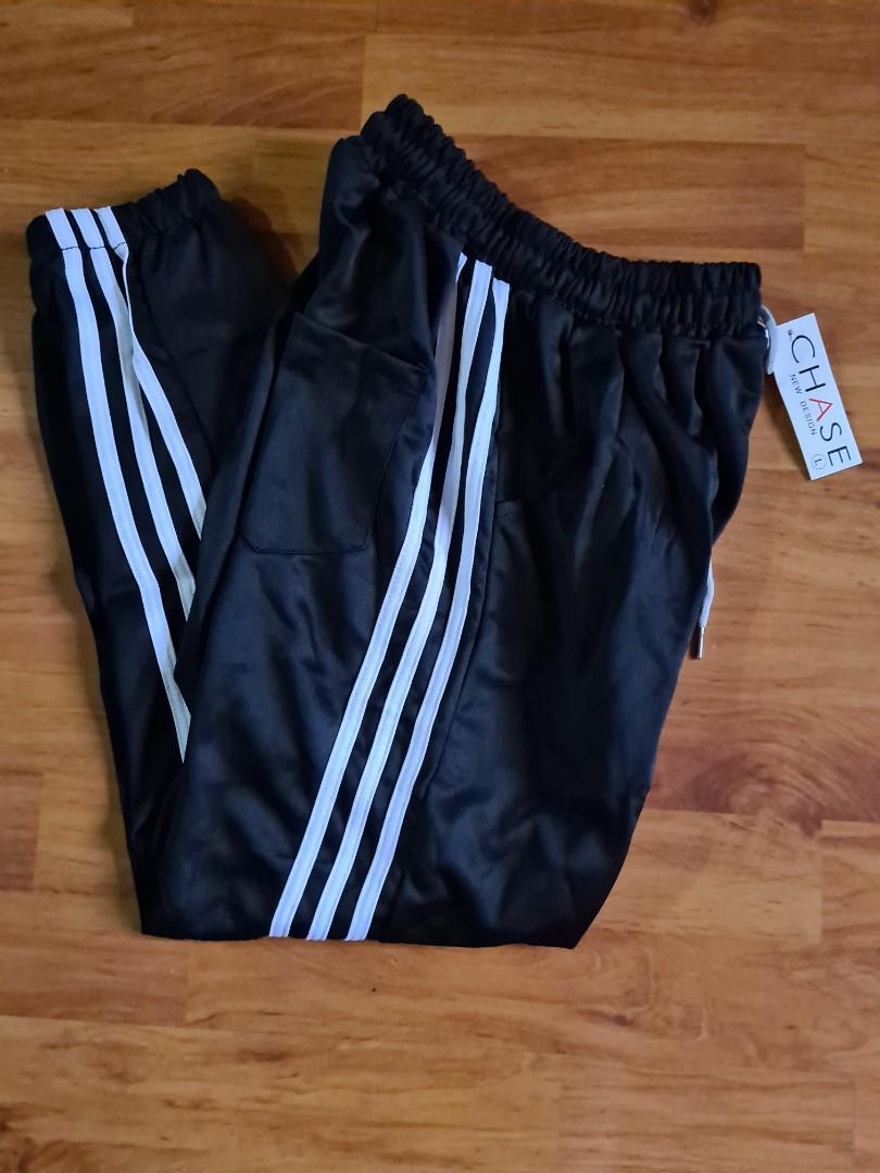l size in track pants