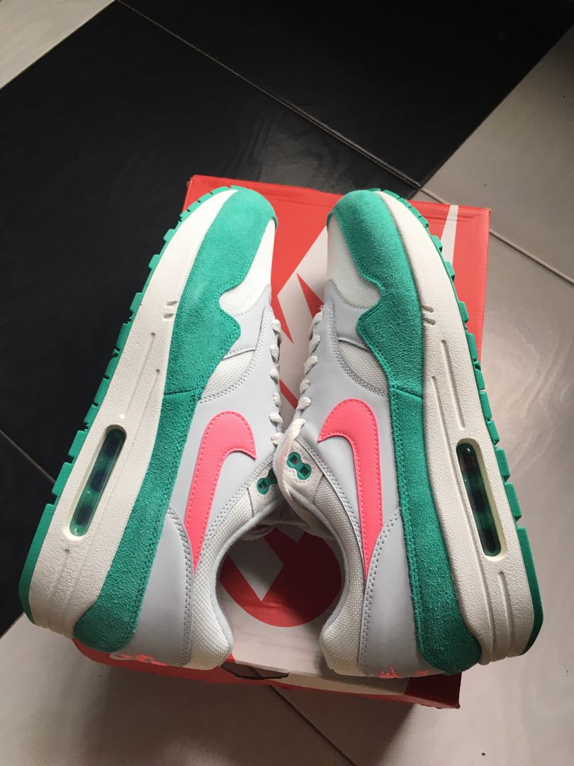 Such a yummy colourway (AM1 Watermelon) : r/Sneakers