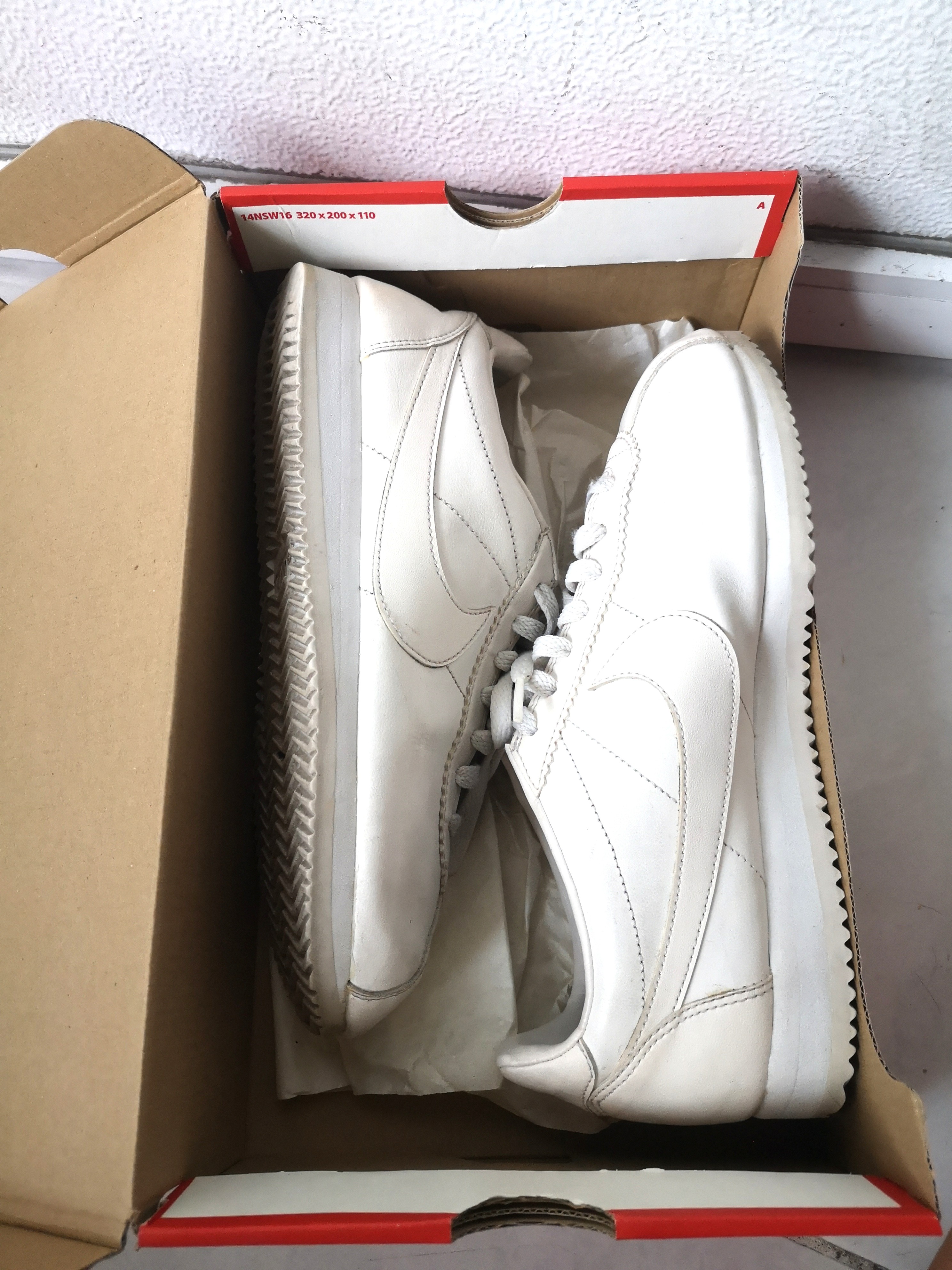 mens nike cortez all white