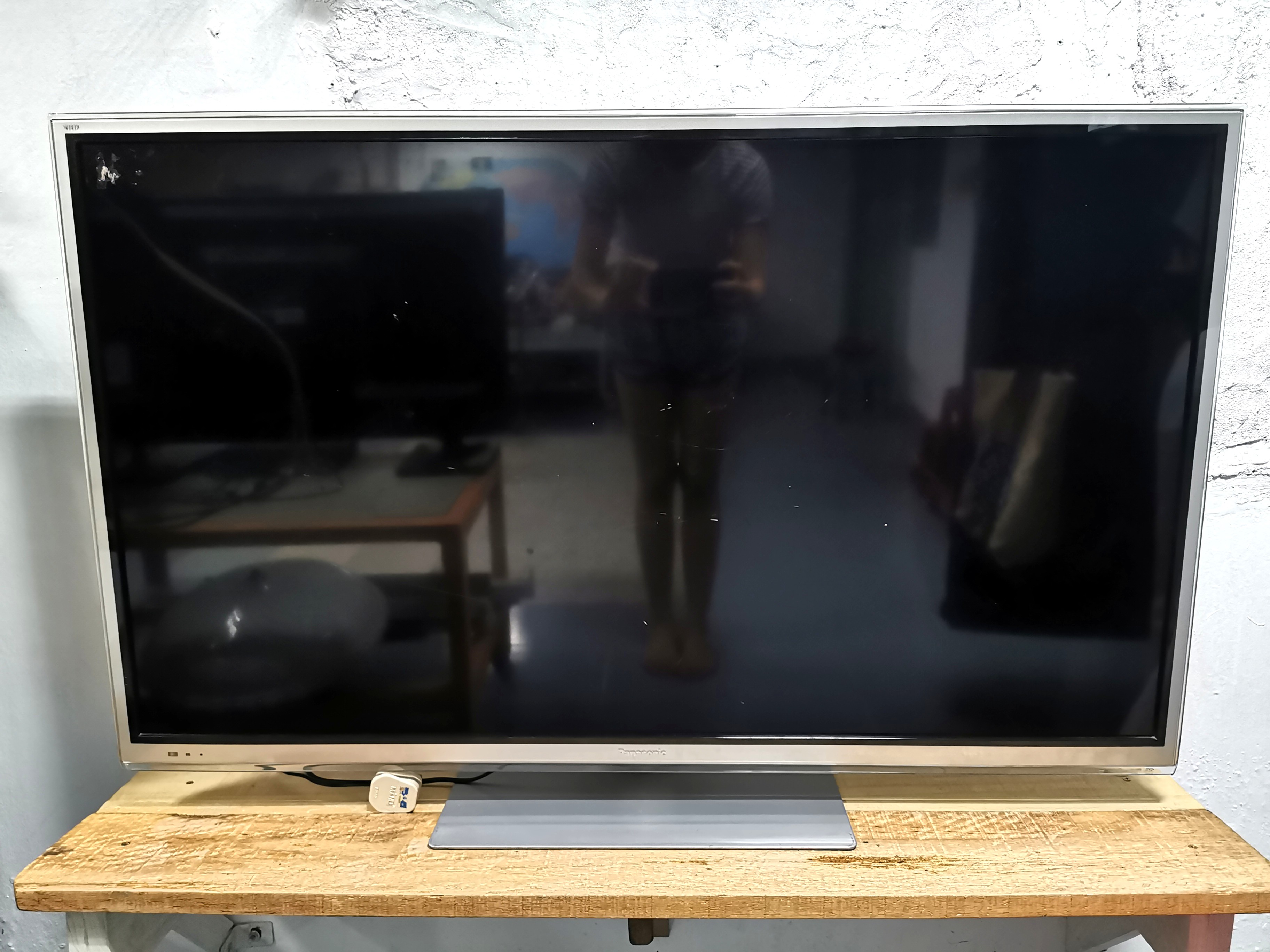 Panasonic 49" 3D LED FULL HD TV, TV & Home Appliances, TV ...