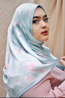 (Category: ) located in . Submitted by alya.warehouze (Listing ID 1030361062, Image 1). Description: .