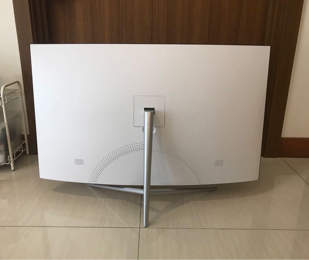 31.5" PRISM+ X315 PRO (white + silver) QHD Gaming Monitor. PRICE DROP