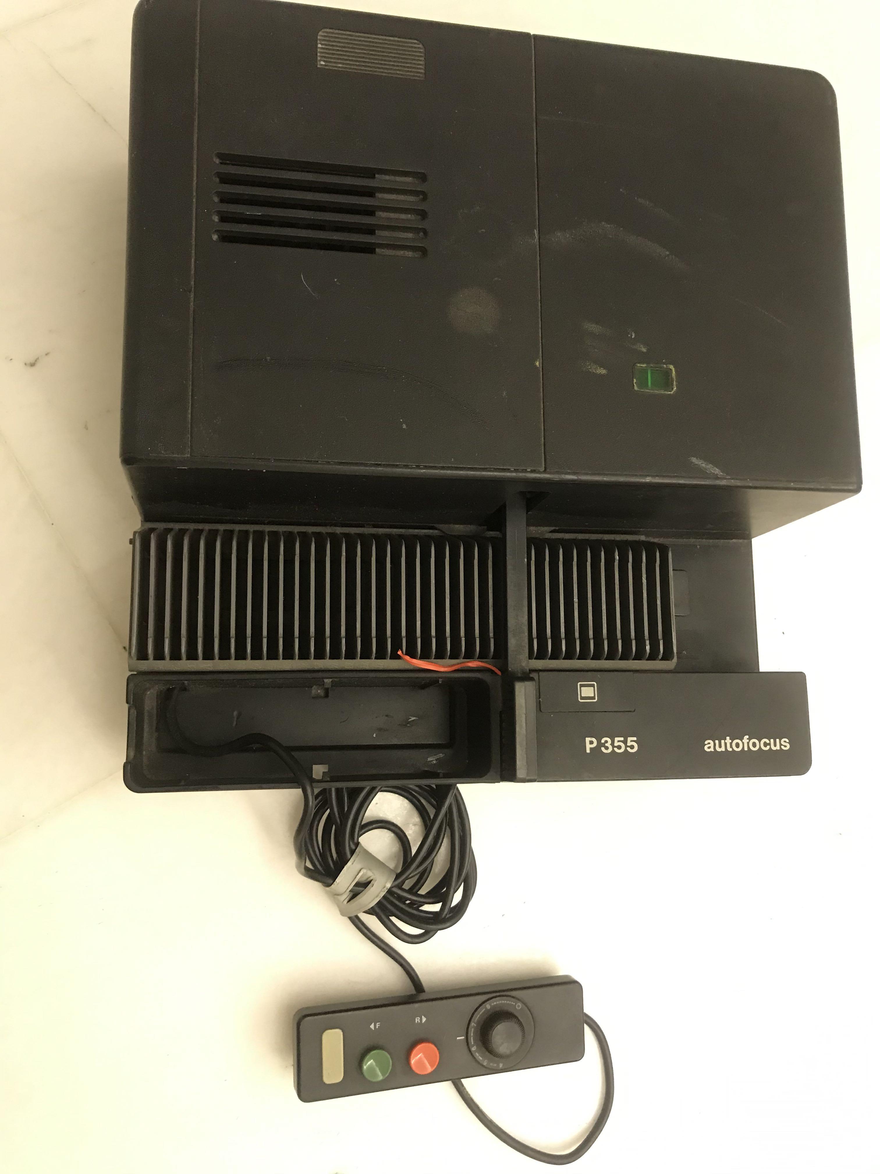 Rollei Slide Projector P355, Photography, Cameras on Carousell