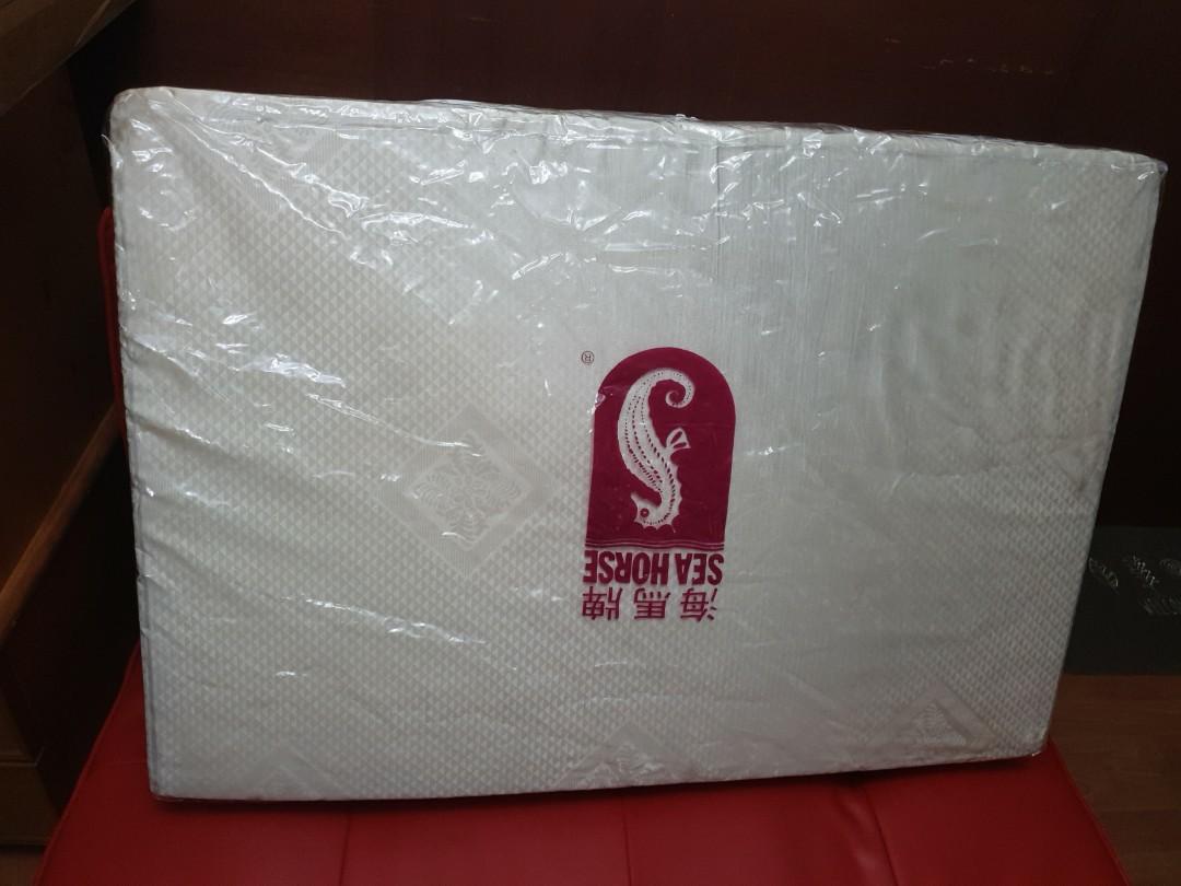Seahorse single mattress, Furniture & Home Living, Furniture, Bed
