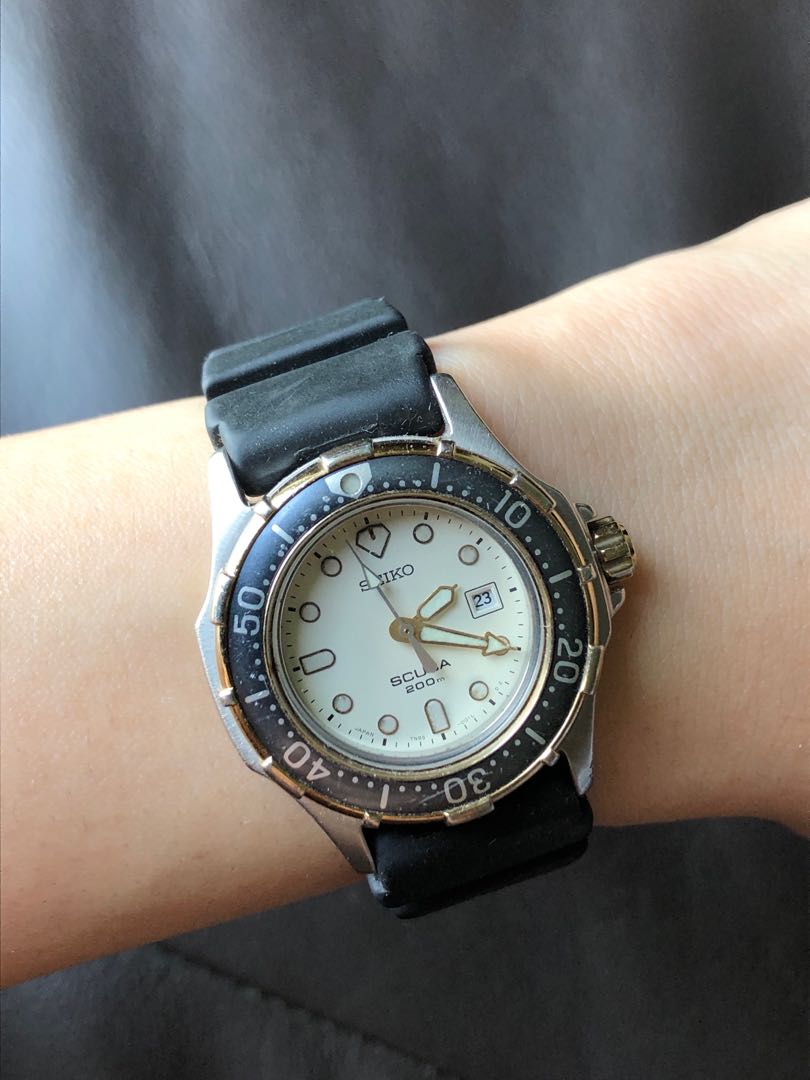 Seiko Scuba 7N85-001A, Women's Fashion, Watches & Accessories, Watches on  Carousell