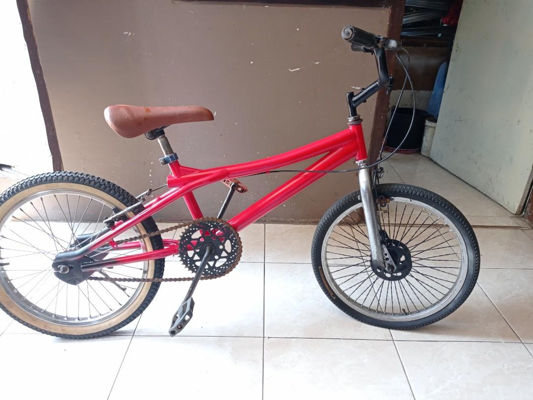 Sepeda Bmx Merah Olah Raga Sepeda Di Carousell