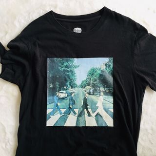 (Category: ) located in . Submitted by juniorthriftstore (Listing ID 1030497702, Image 1). Description: .