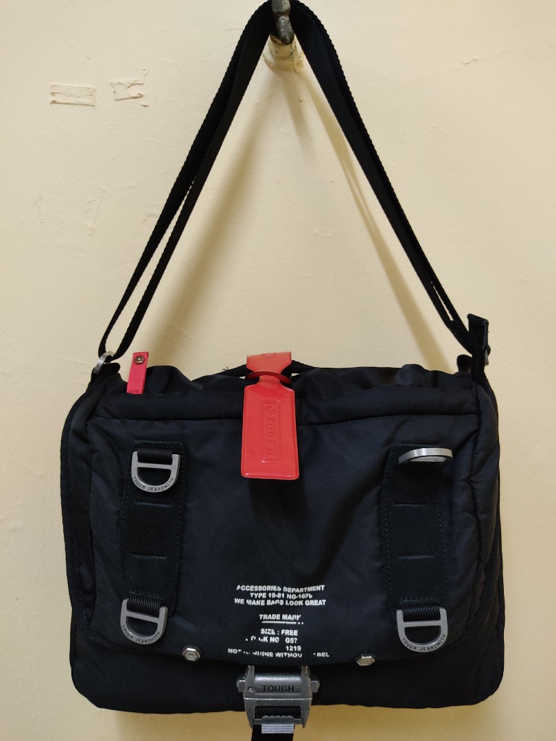 Tough messenger clearance bag