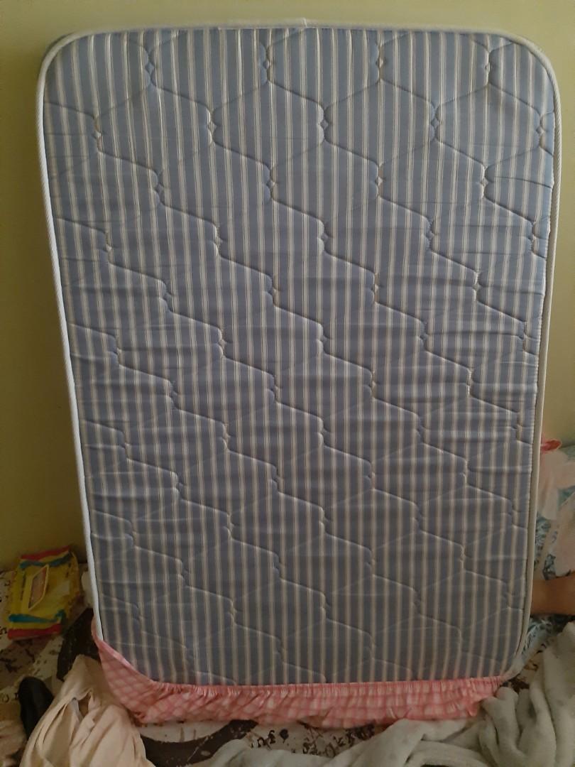 Uratex store baby mattress
