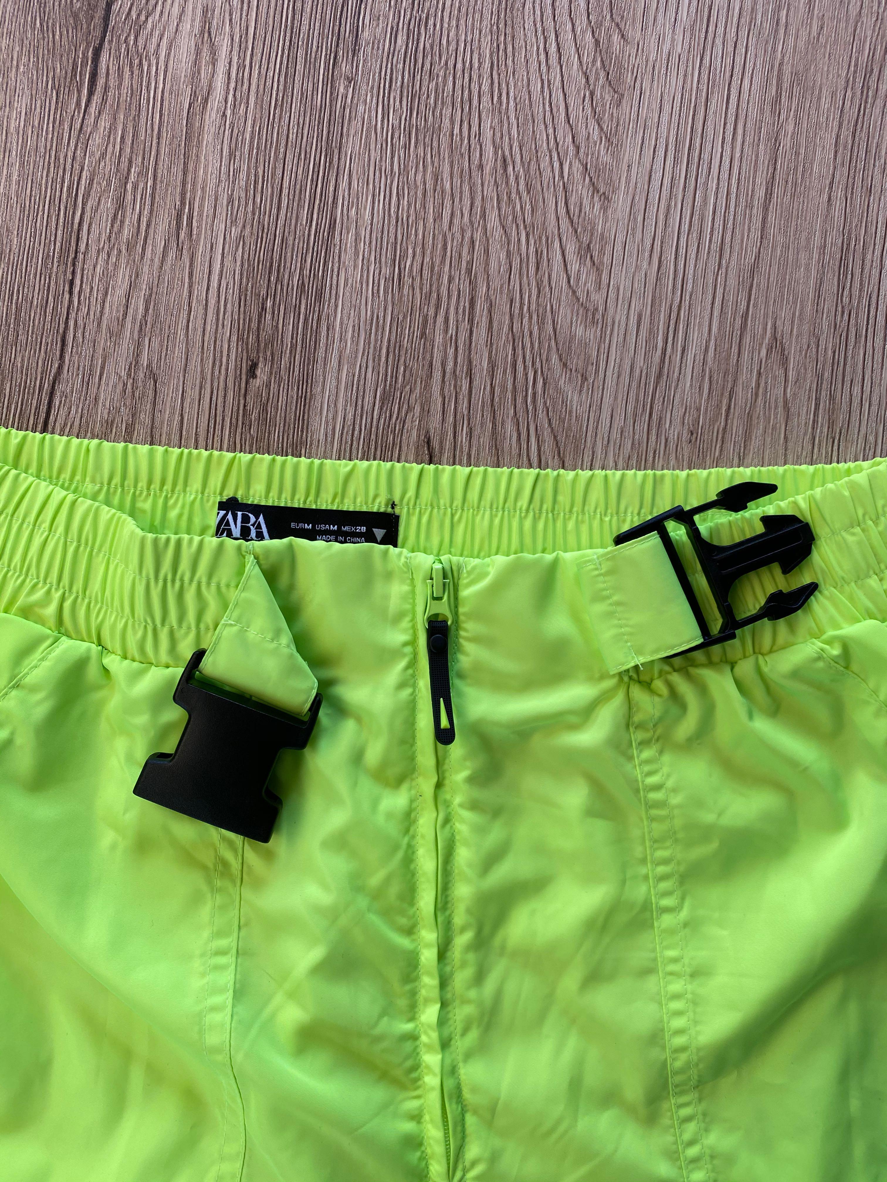 Zara nylon joggers neon yellow pants buckle, Women's Fashion, Bottoms,  Jeans u0026 Leggings on Carousell