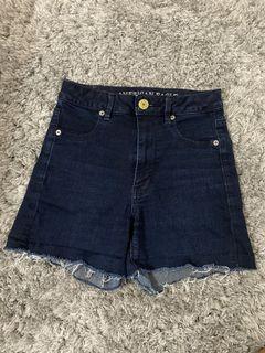 AE High-waisted shorts SZ 2
