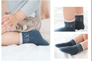 (Category: ) located in . Submitted by ask.mafwardrobe (Listing ID 1030640424, Image 1). Description: .